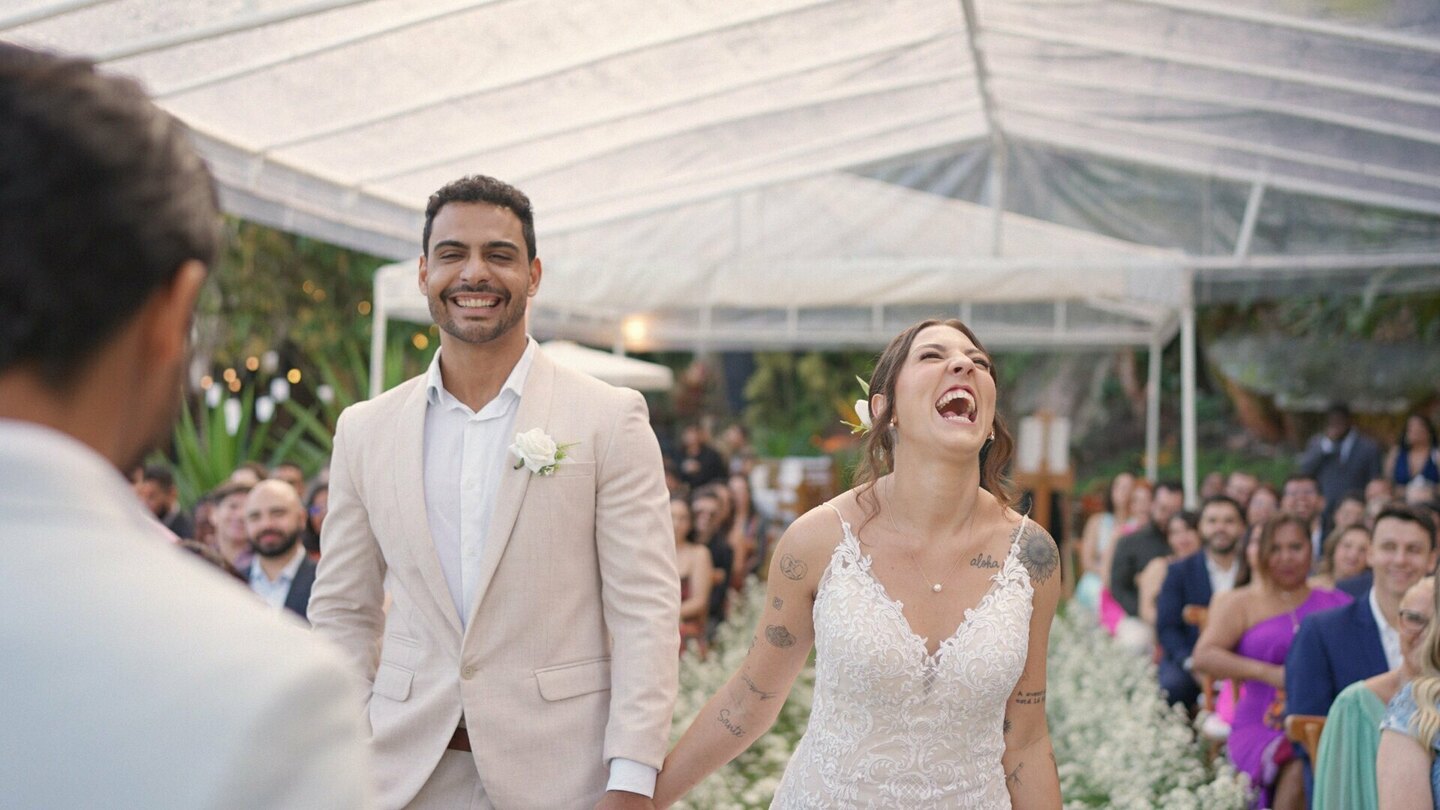 Entre Lírios e Destinos: o casamento de Yann & Rafaella Entre Lírios e Destinos: o casamento de Yann & Rafaella