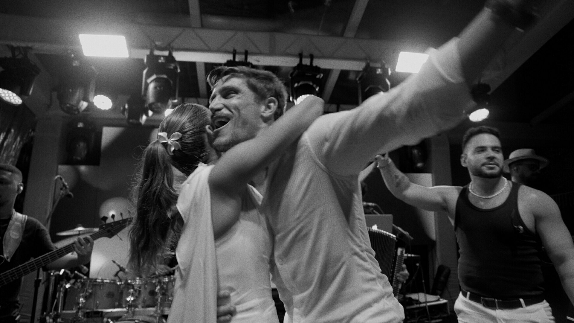 O "Sim" de Mila e Xandão no Bblue em Itacimirim