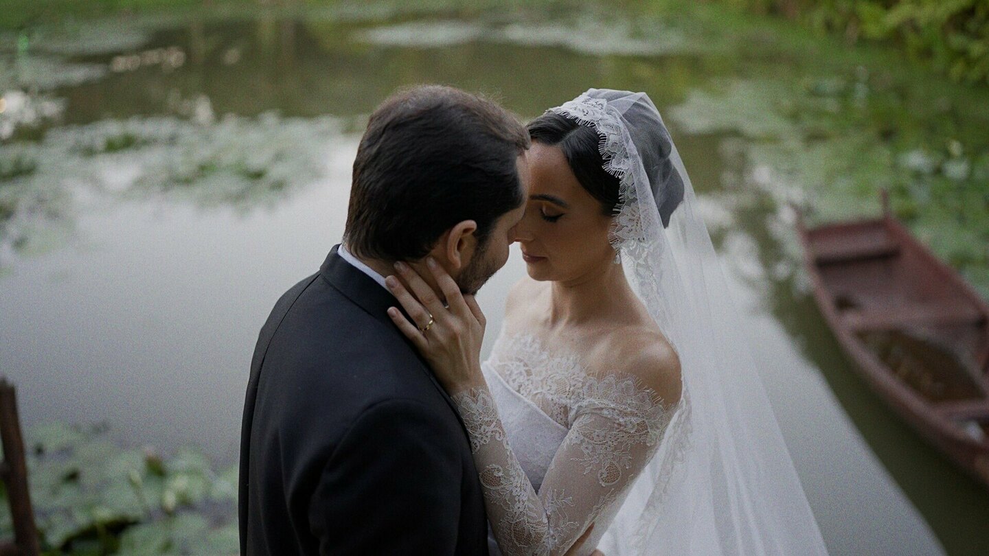 Bruna e Ricardo: O Paradoxo da Escolha e a Âncora no Ordinário