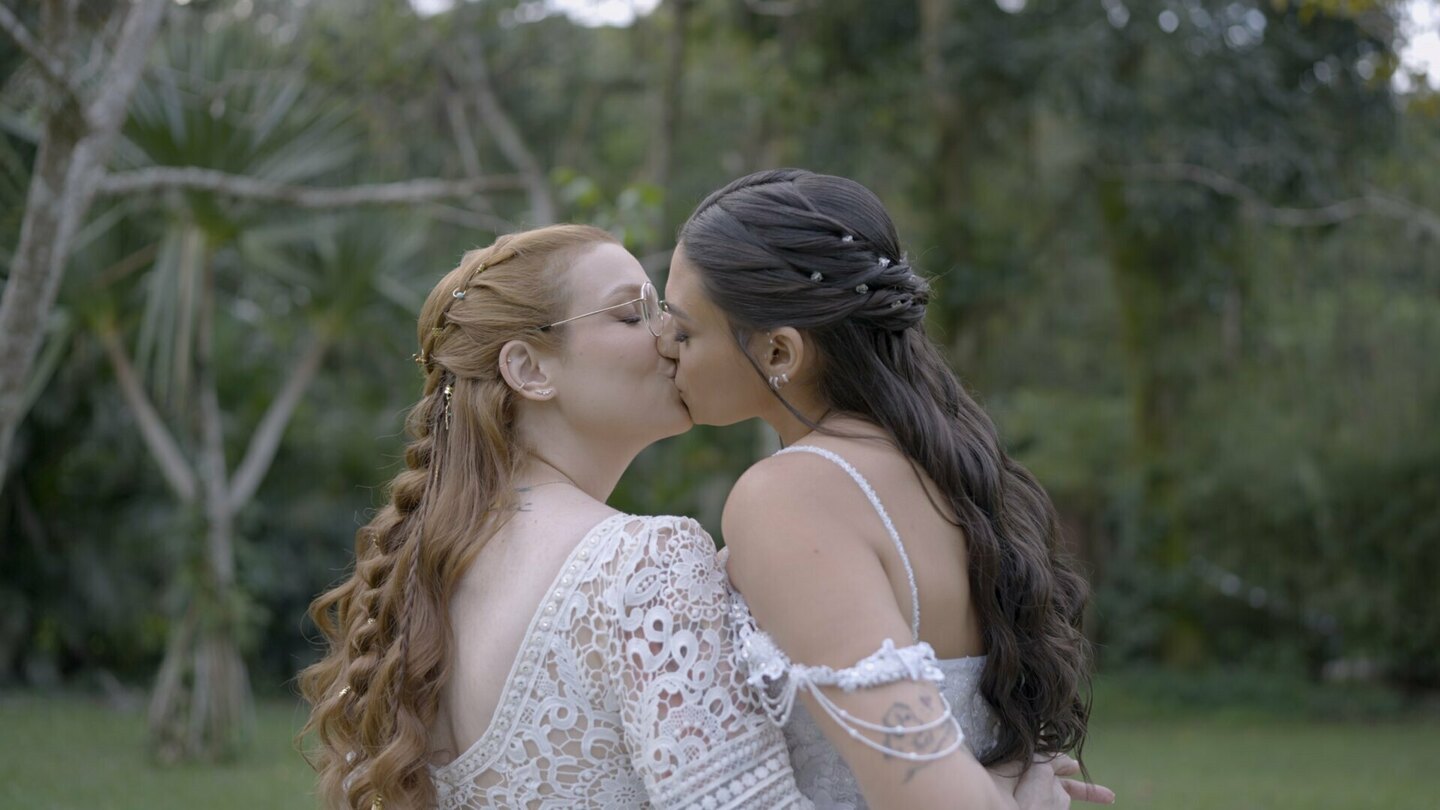 Isabela & Raphaela: a conquista caótica que terminou em casamento